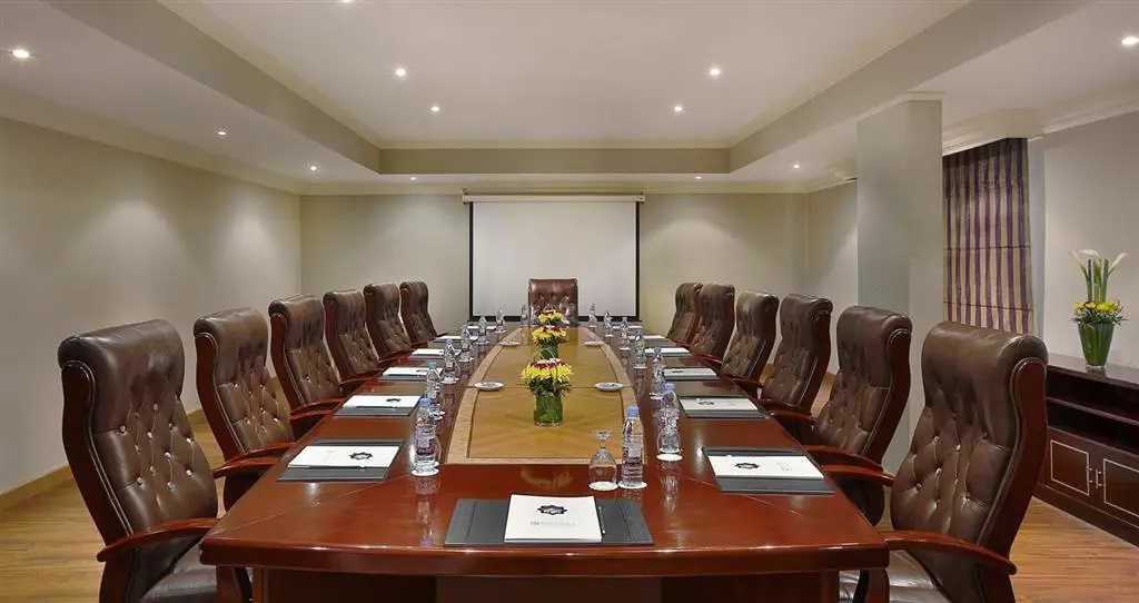 Al Safir Hotel