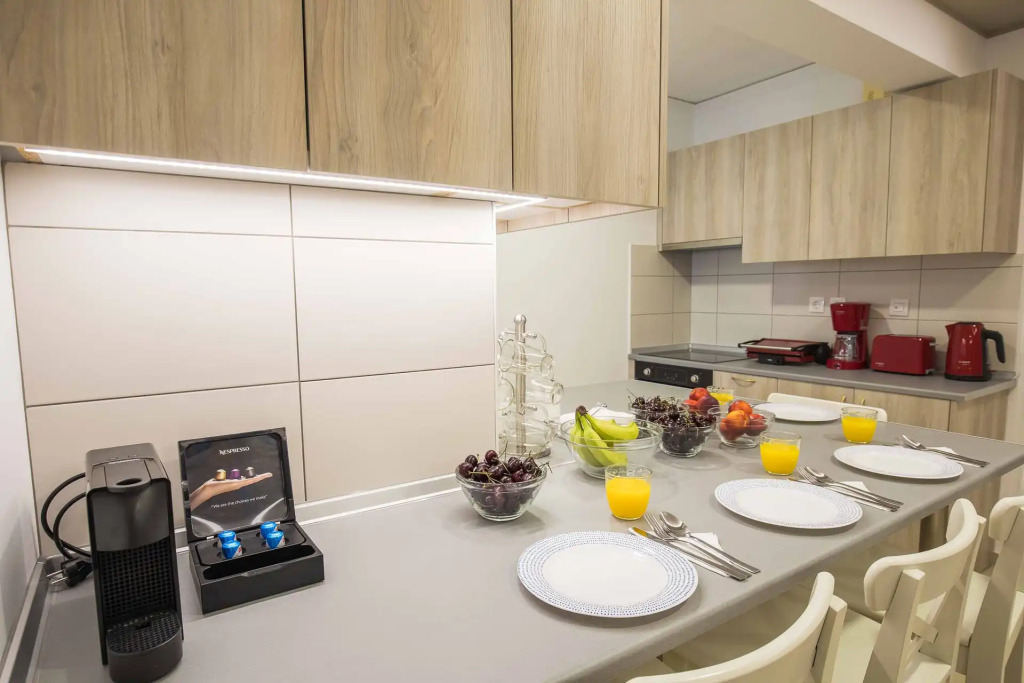 Rhodes City Center Suite