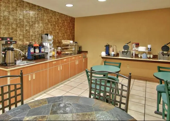 Western Skies Inn & Suites