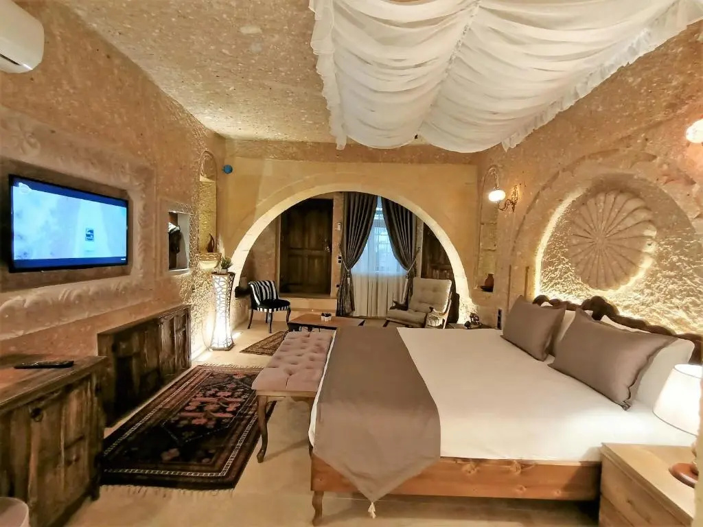 Pegas Cave Suites