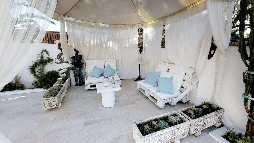 Great Villa Near Beach