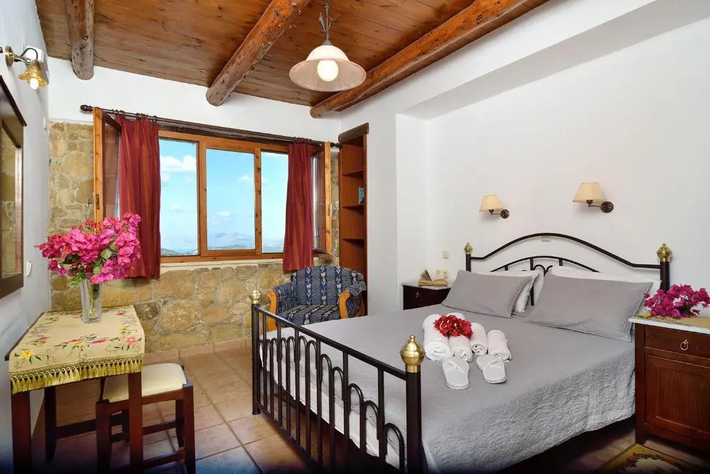4-bedroom Topolia House