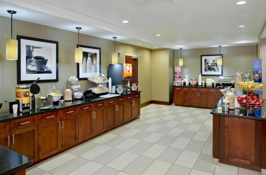 Hampton Inn & Suites Ocean City Bayfront-Convention Center