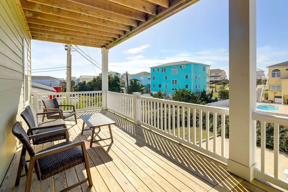 Emerald Isle Vacation Home Walk to Beach!