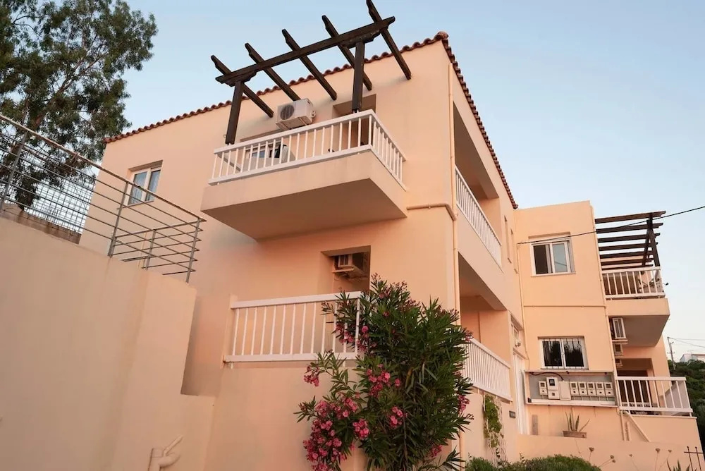 Villa Nicolas Plaka