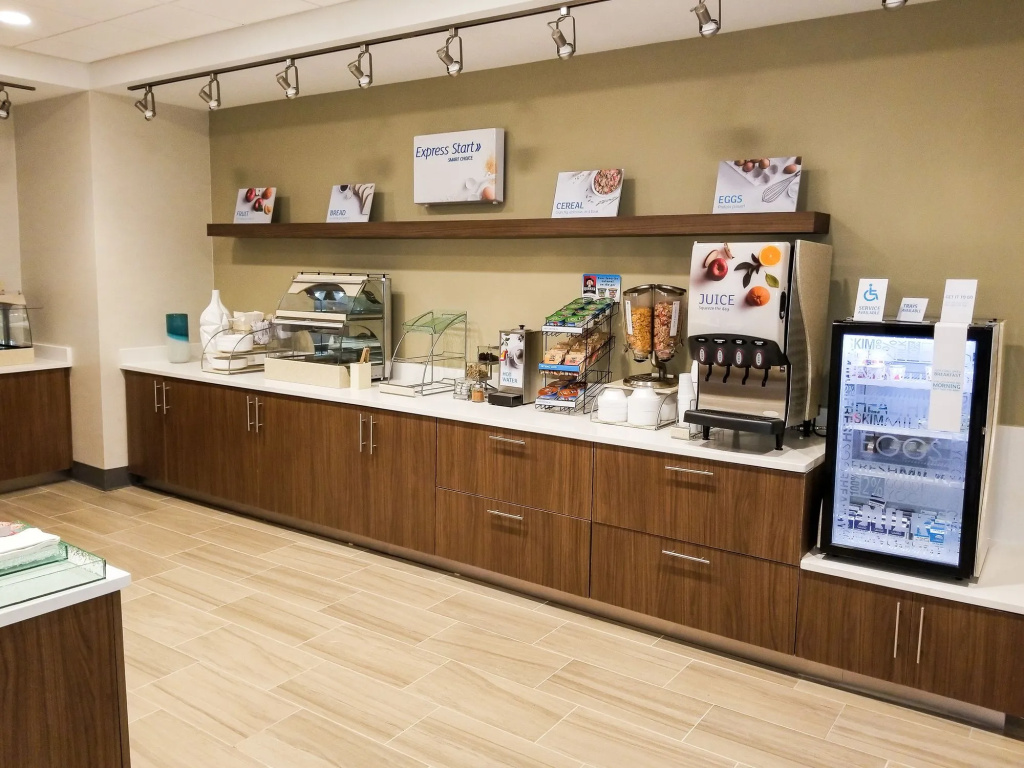 Holiday Inn Express & Suites - Charlotte NE - University Area by IHG