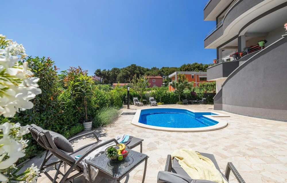 Nice Apartment in Pula With Outdoor Swimming Pool, Wifi and 1 Bedrooms