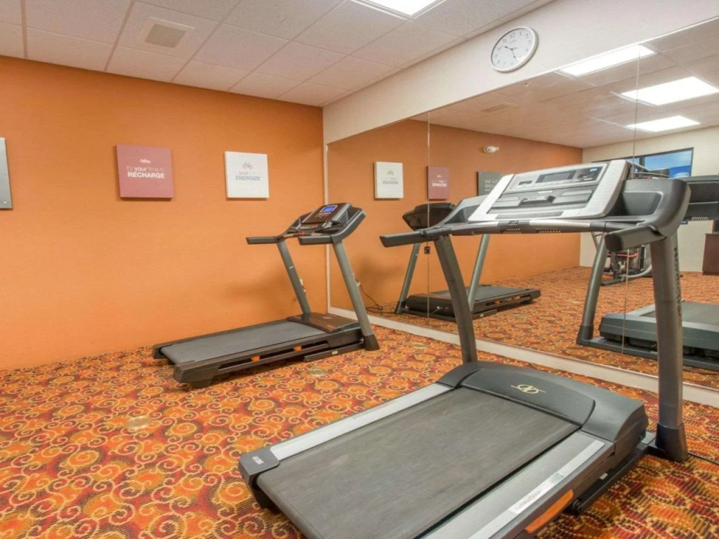 Comfort Suites Altoona North