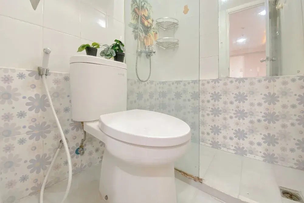 Homey 1BR Apartment @ Bassura City
