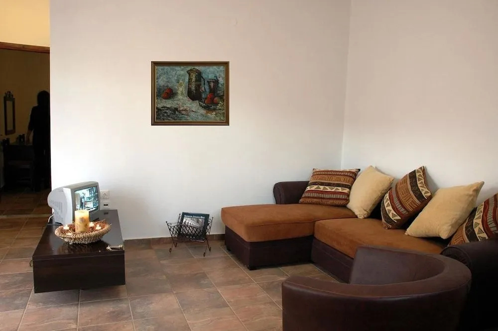 Alma Apartments