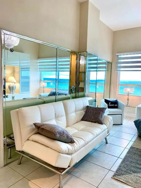Castle Beach Resort Condo - Panoramic Large Penthouse or Deluxe 1 BR Direct Ocean View and beach access- Updated-Free parking-