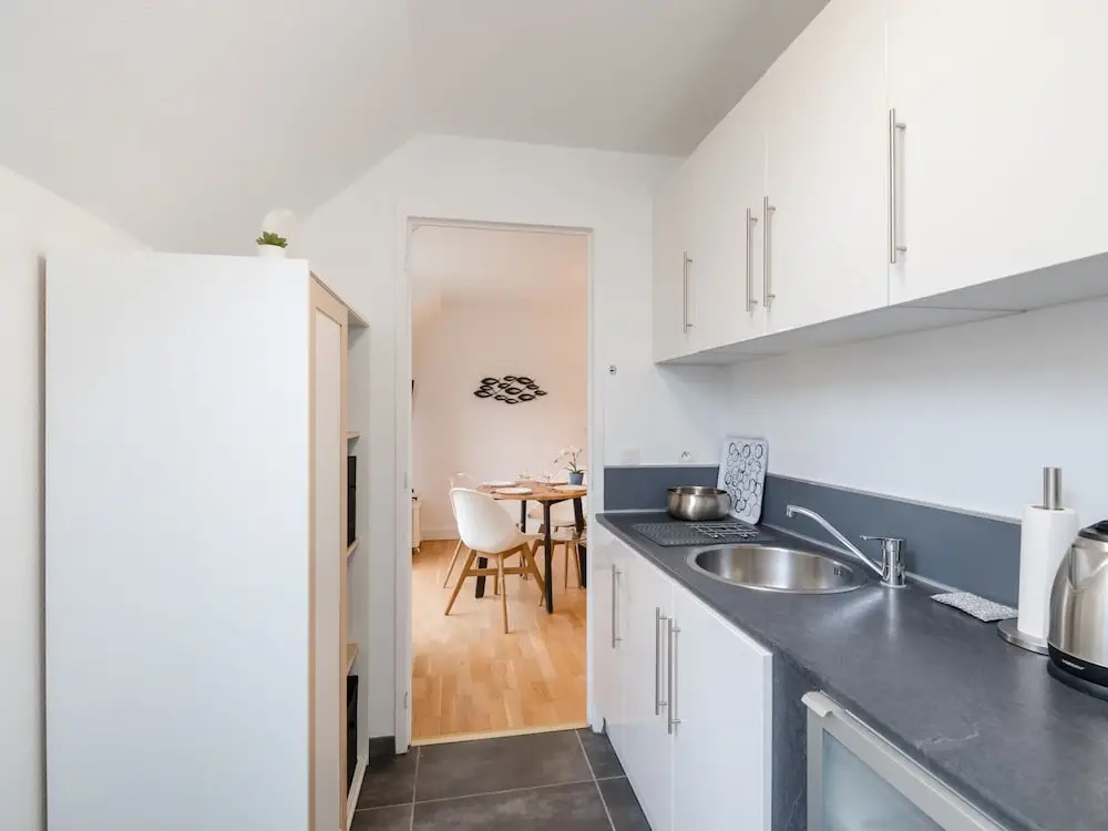 Quaint Apartment in Port-en-bessin-huppain With Balcony