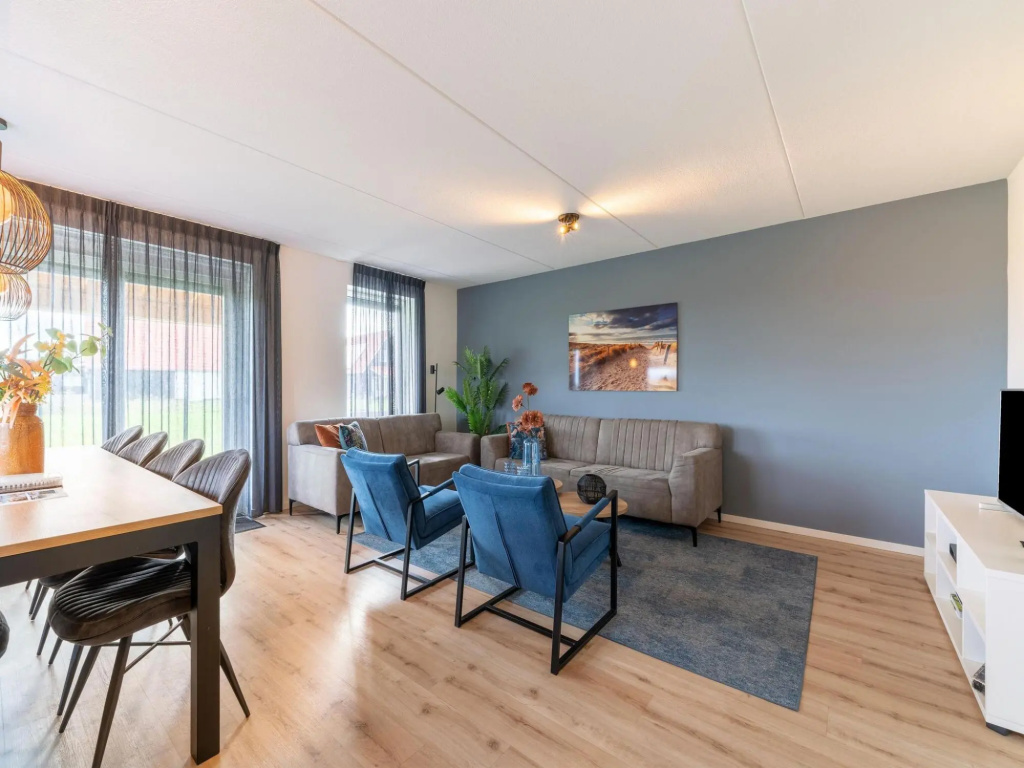 Holiday Home in Scherpenisse near Nature Reserve