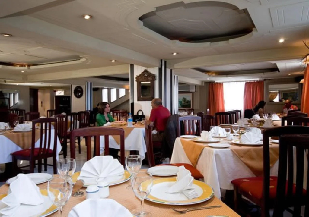 Gold Nest Hotel