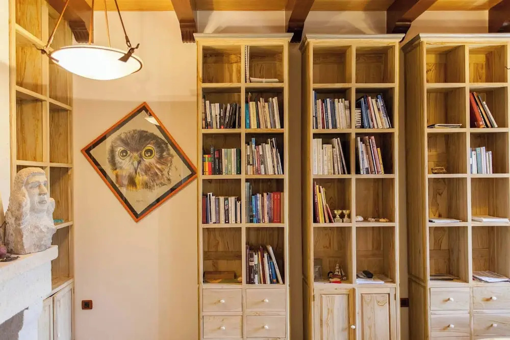 Luxurious Venetian 3 Floor House in the old Port