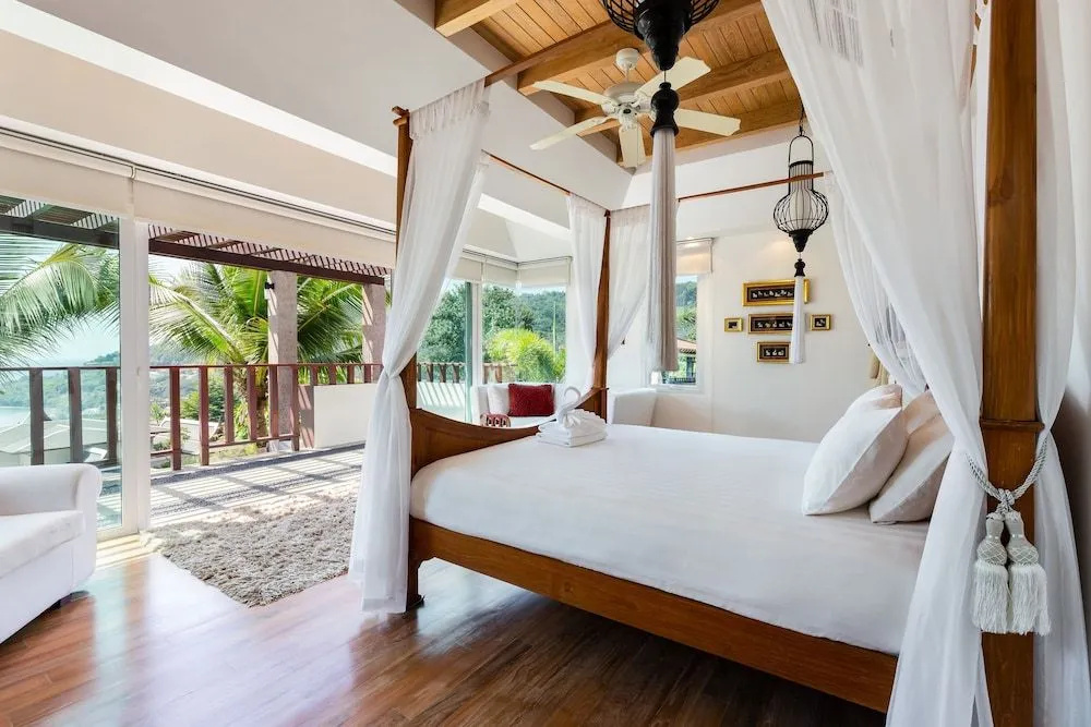 Spectacular Ocean Views 8BR Pool Villa Sawan in Patong! Relax & Play - Billiard, Table football, Gym & Sauna
