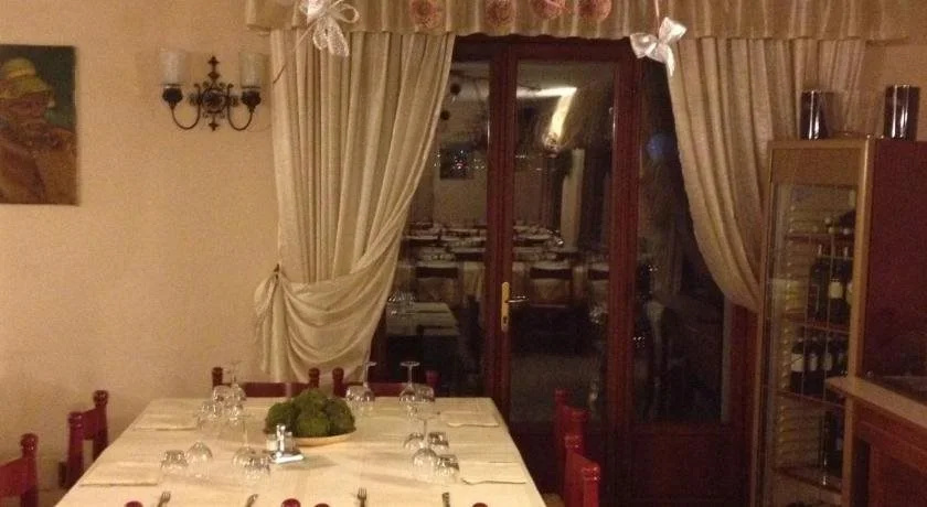 Albergo Ristorante Punta Dell'Est