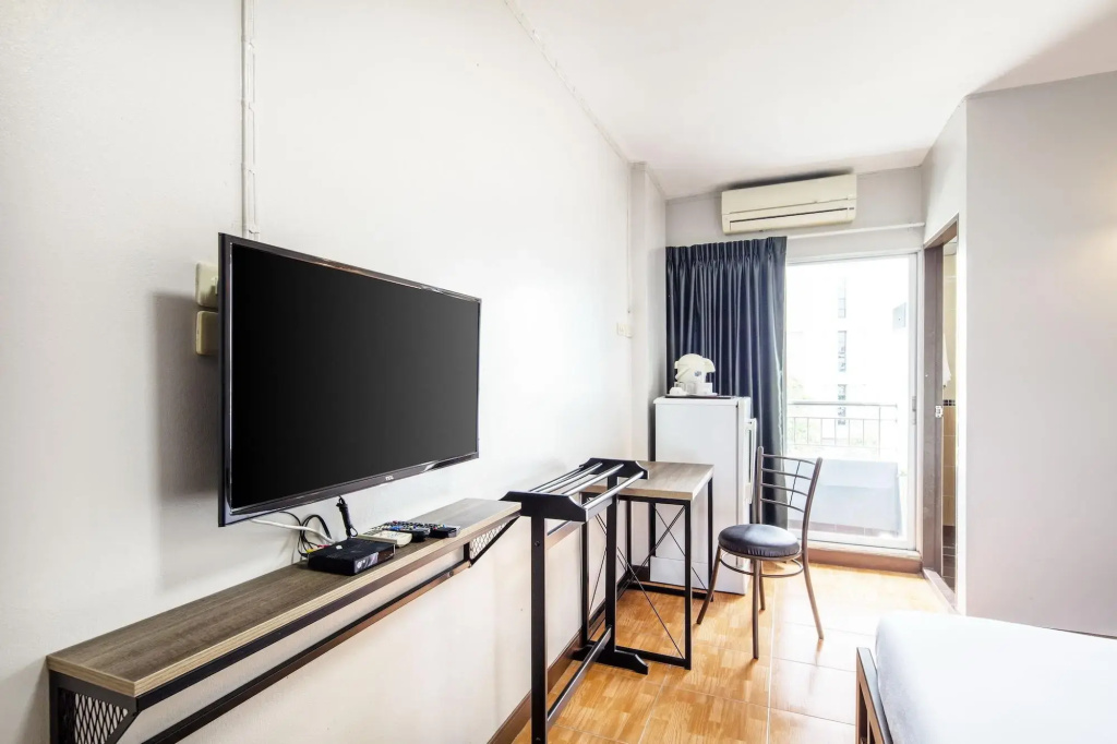 Livotel Express Hotel Bang Kruai Nonthaburi - No Parking