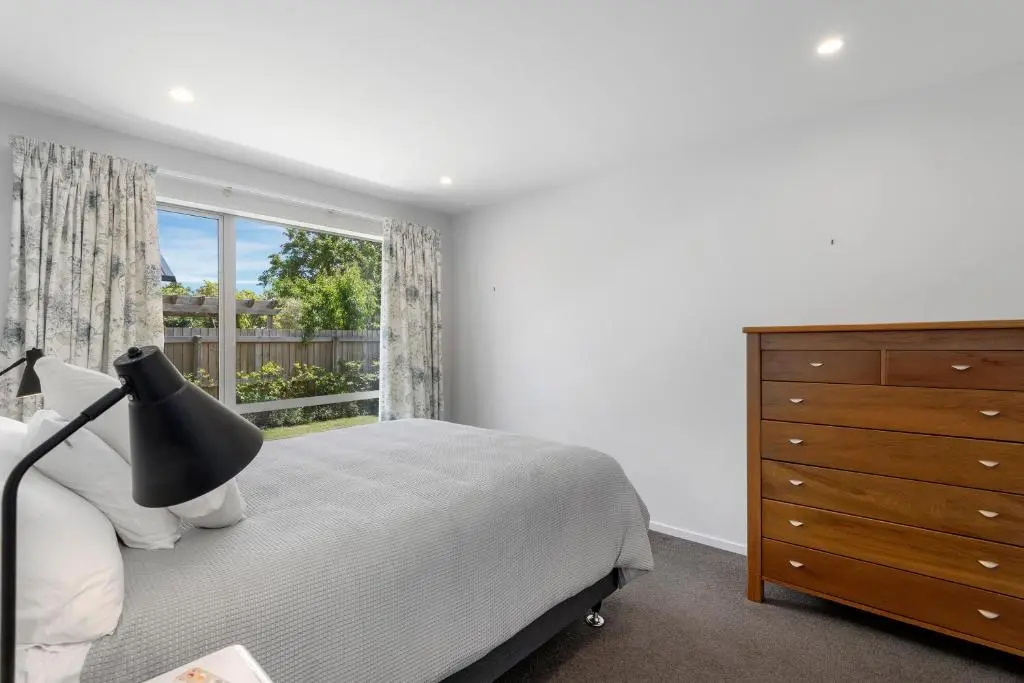 Cosy on Clissold - Christchurch City Centre Apartment