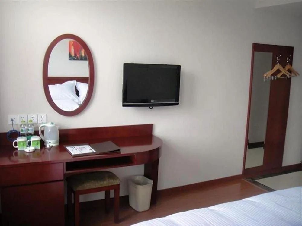 Greentree Inn Shanghai Songjiang Wanda Plaza Rongm