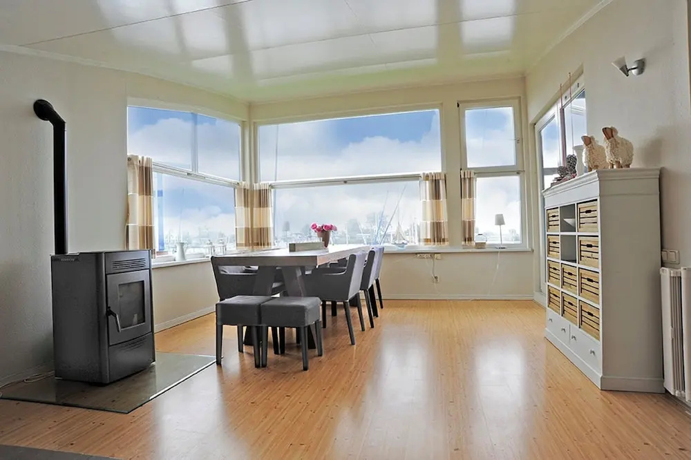 6 Pers Harbor House Nirvana on the Marina With Lake View and Sauna