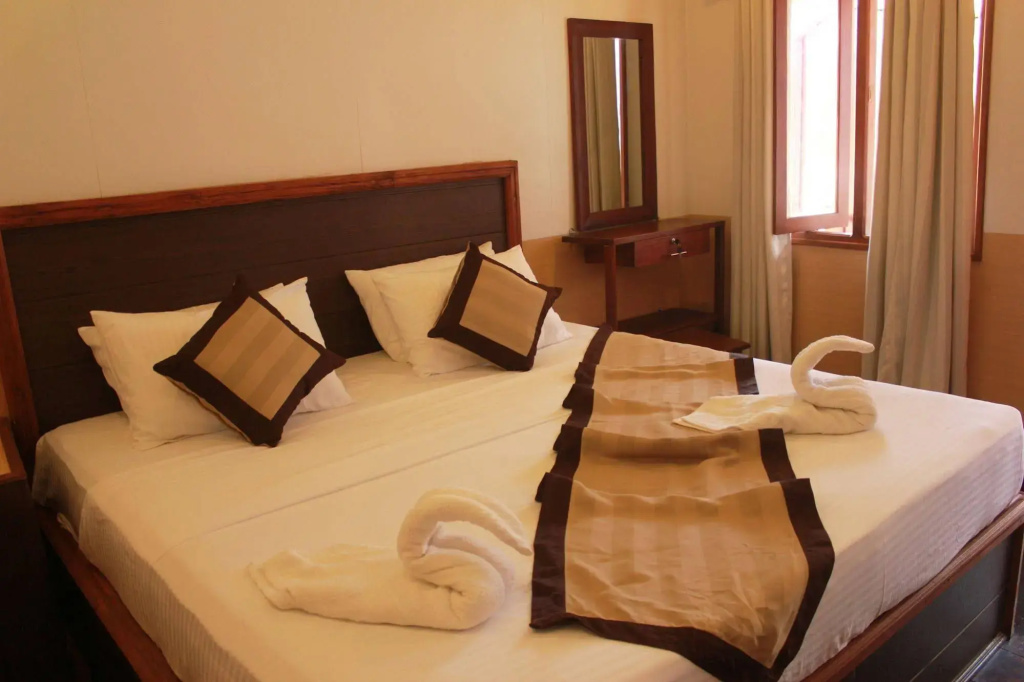 Samaya Fort Hotel