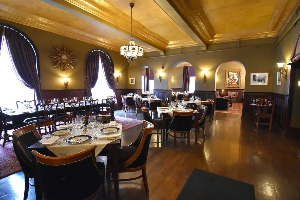 The Detroit Club
