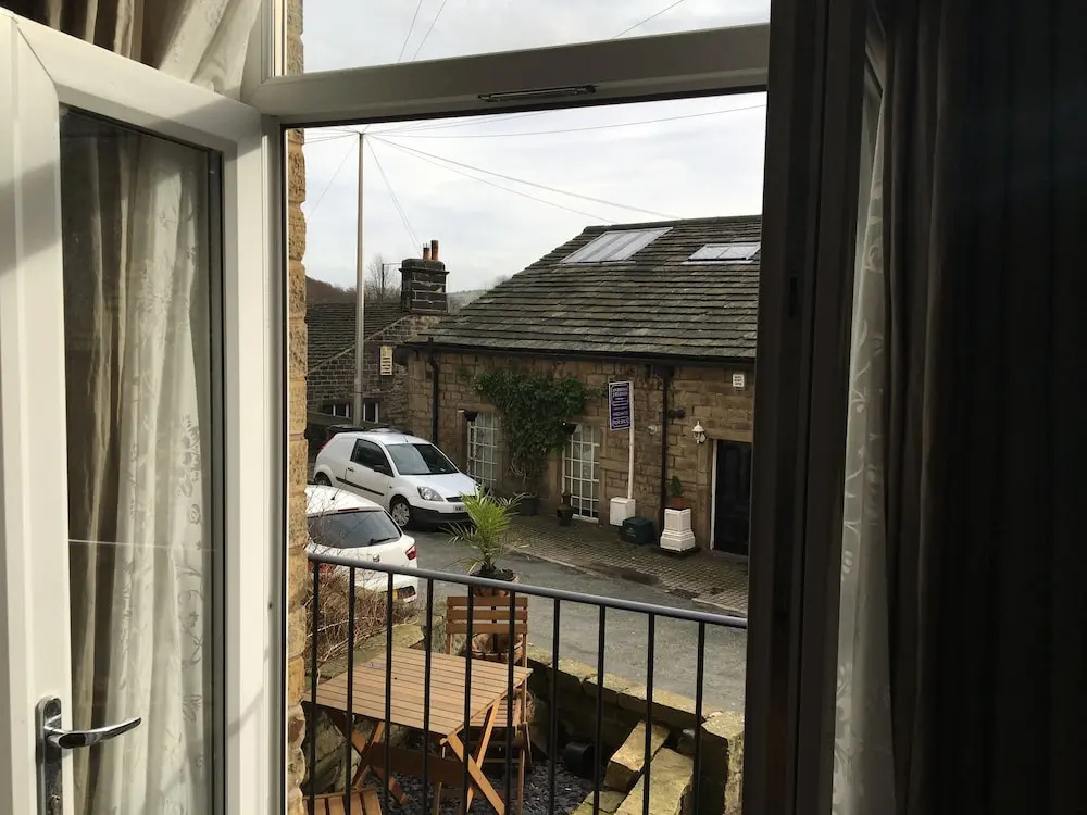 Inviting 2-Bed House in Hebden Bridge