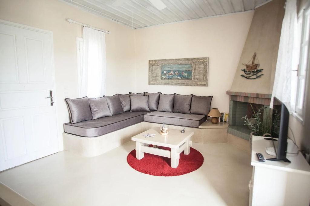 Porto Koundouros Beach and Villas