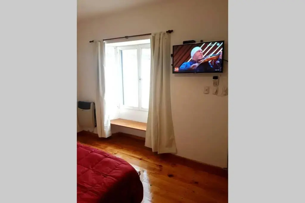 Big beautiful house with garden in 5ta Sección neighbourhood