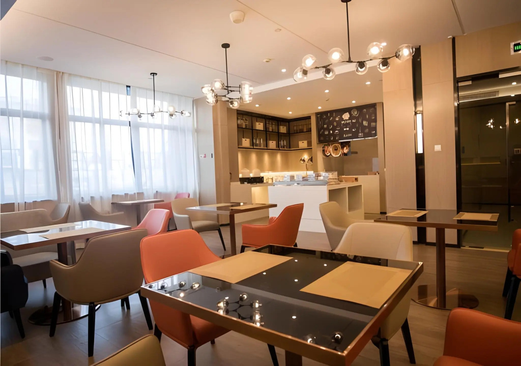 Echarm Hotel Lujiang Zhouyu Avenue