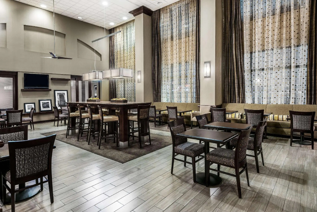 Hampton Inn & Suites San Marcos