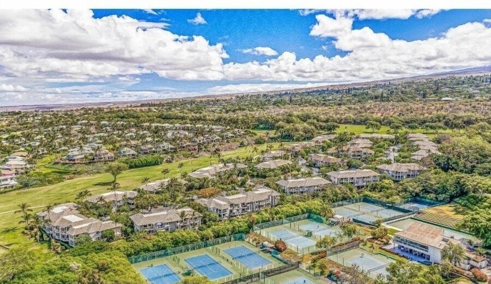 Wailea Grand Champion, #148 2 Bedroom Condo by RedAwning
