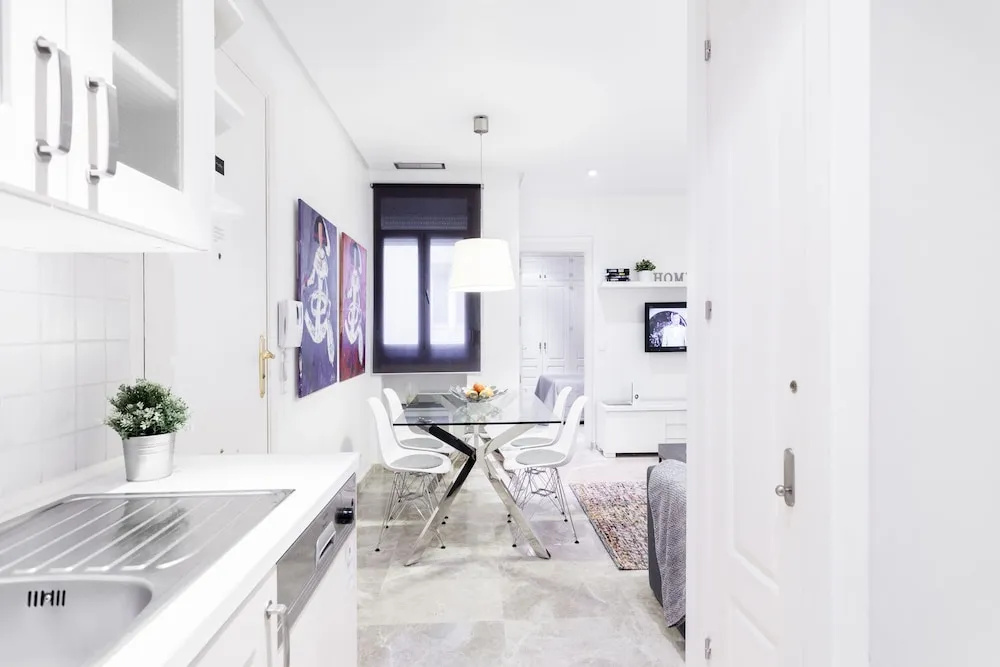 Serrano Apartment  by FlatSweetHome