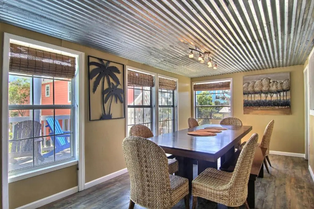 4 Palms by Silver Sands Vacation Rentals
