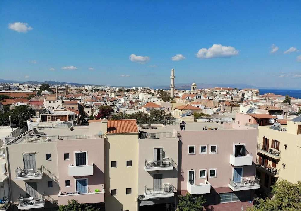 Forum City Apartments