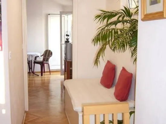 Apartment Viola