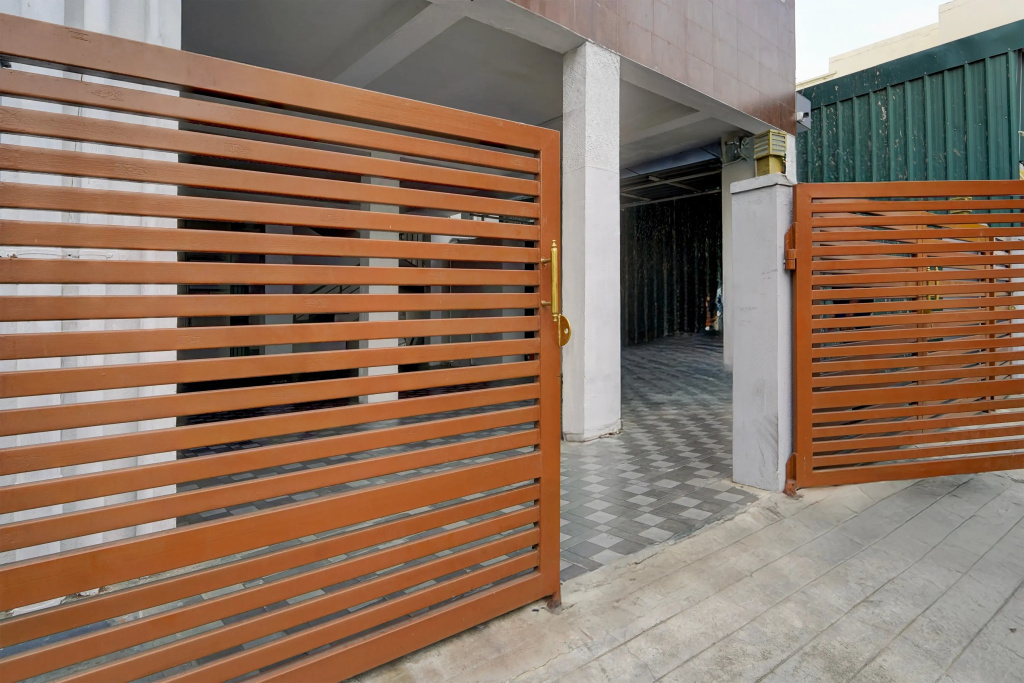 Fabhotel Crosscut