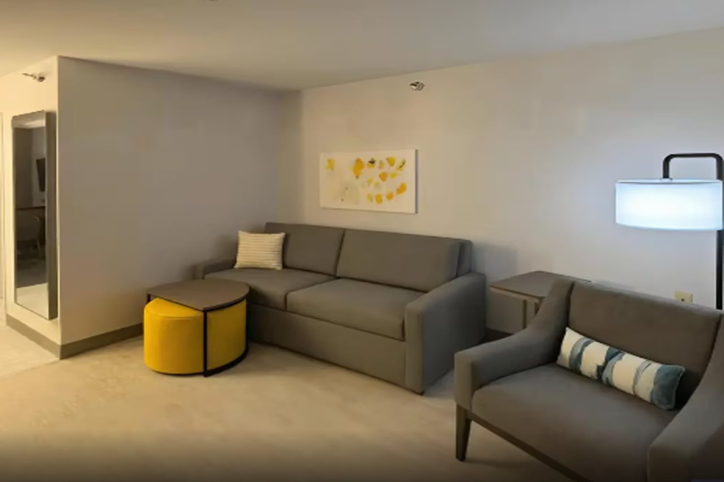 Comfort Inn & Suites Summerset - North Rapid City
