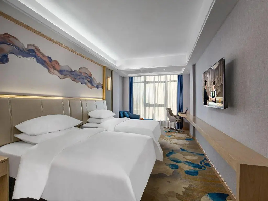 Vienna International Hotel (Shenzhen Huizhanwan Center)
