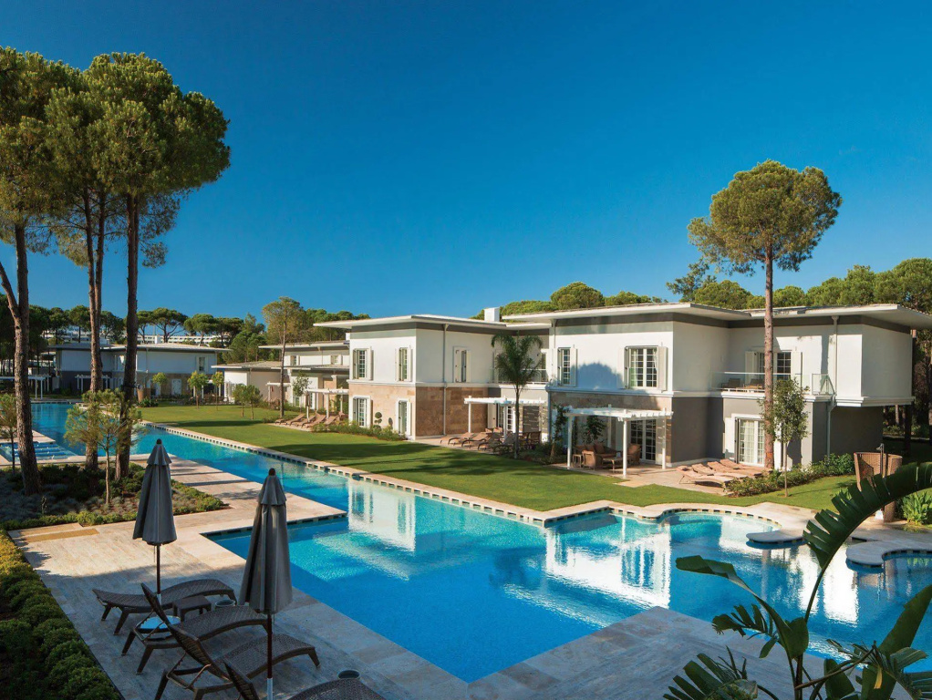 Azure Villas by Cornelia