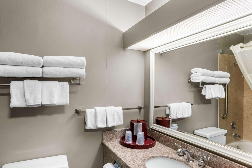 SureStay Hotel by Best Western SeaTac Airport North