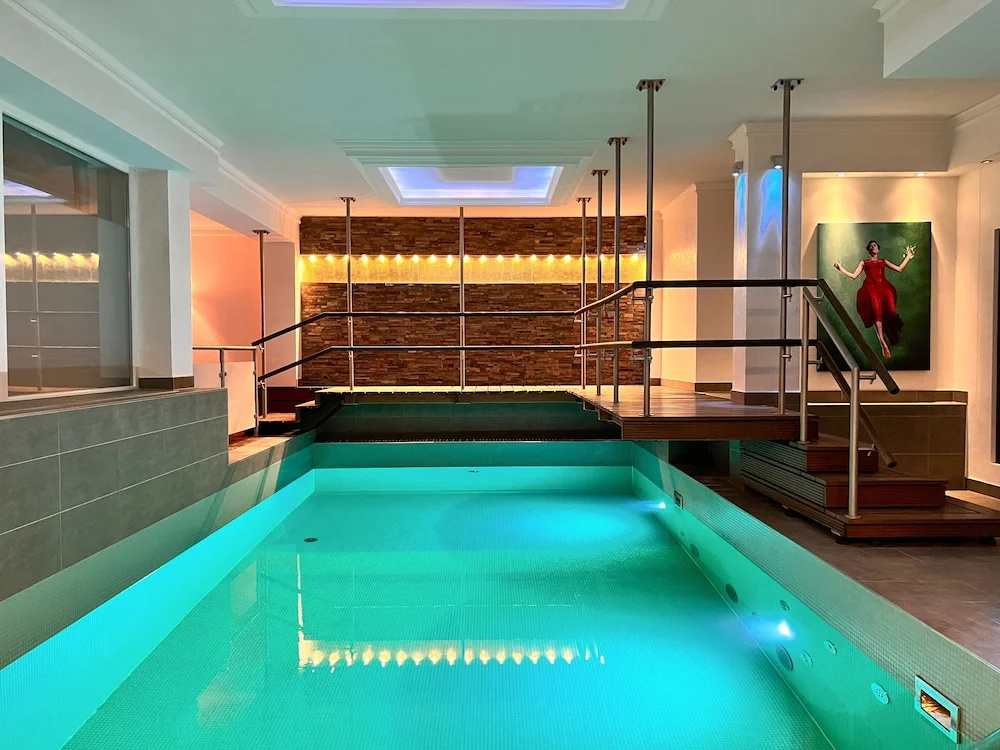 Haverkamp Suites