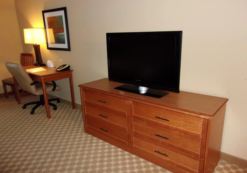 Holiday Inn Express Hotel & Suites Chicago West Roselle by IHG