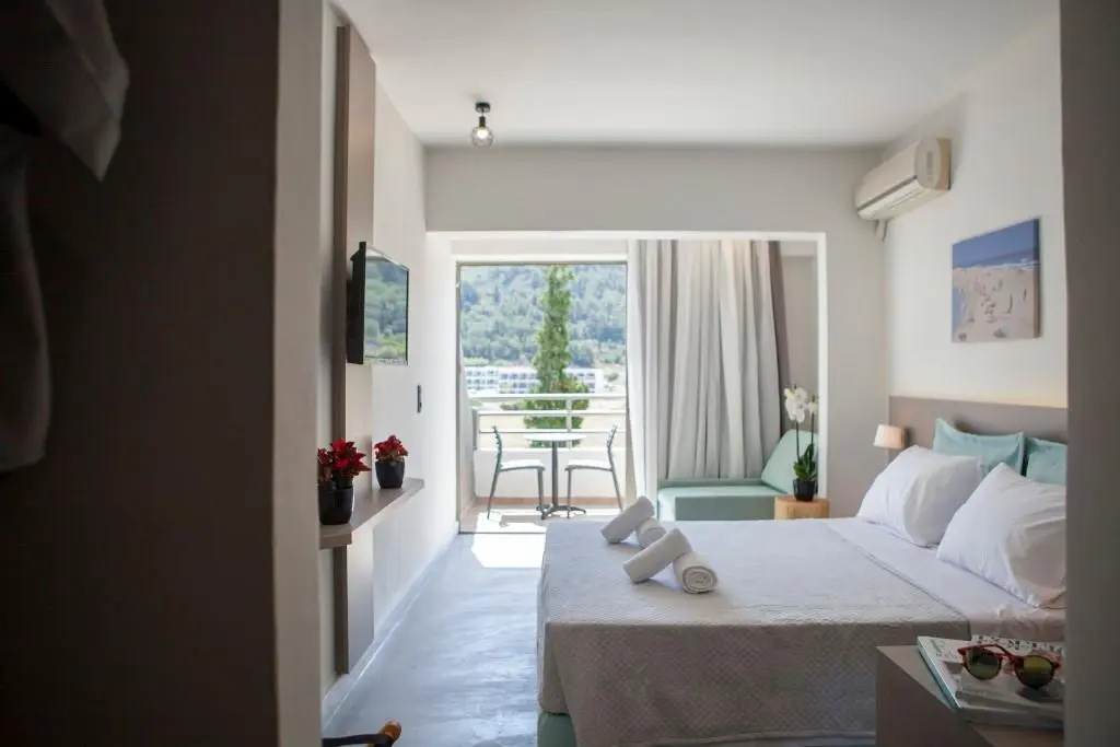 Hotel Kriamos Blue
