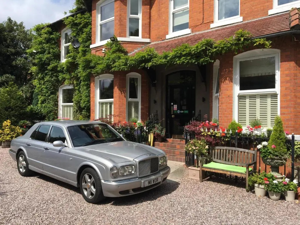 Cheshire Hospitality Ltd Trading As Lennox Lea Studios and Apartments
