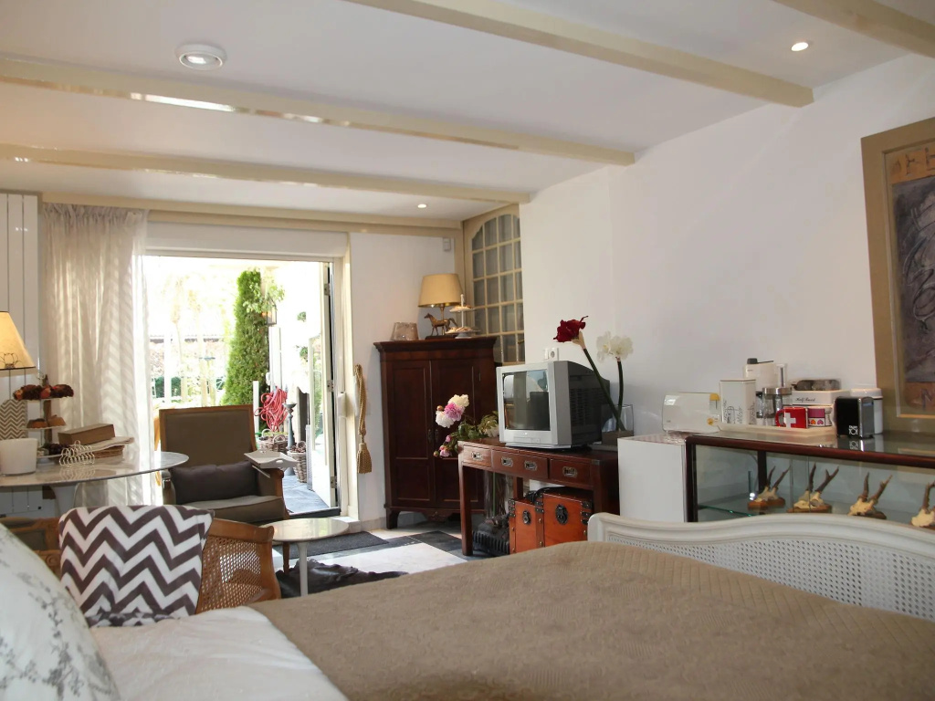 Studio Near Heiloo Woods and Egmond Beach
