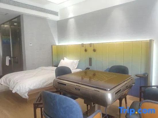 Weiyi Hotel