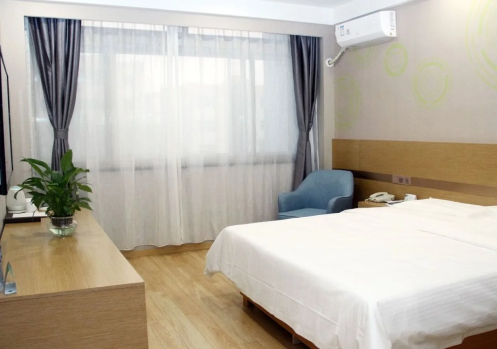 GreenTree Inn Lvliang Xiaoyi City Fuqian Street Hotel