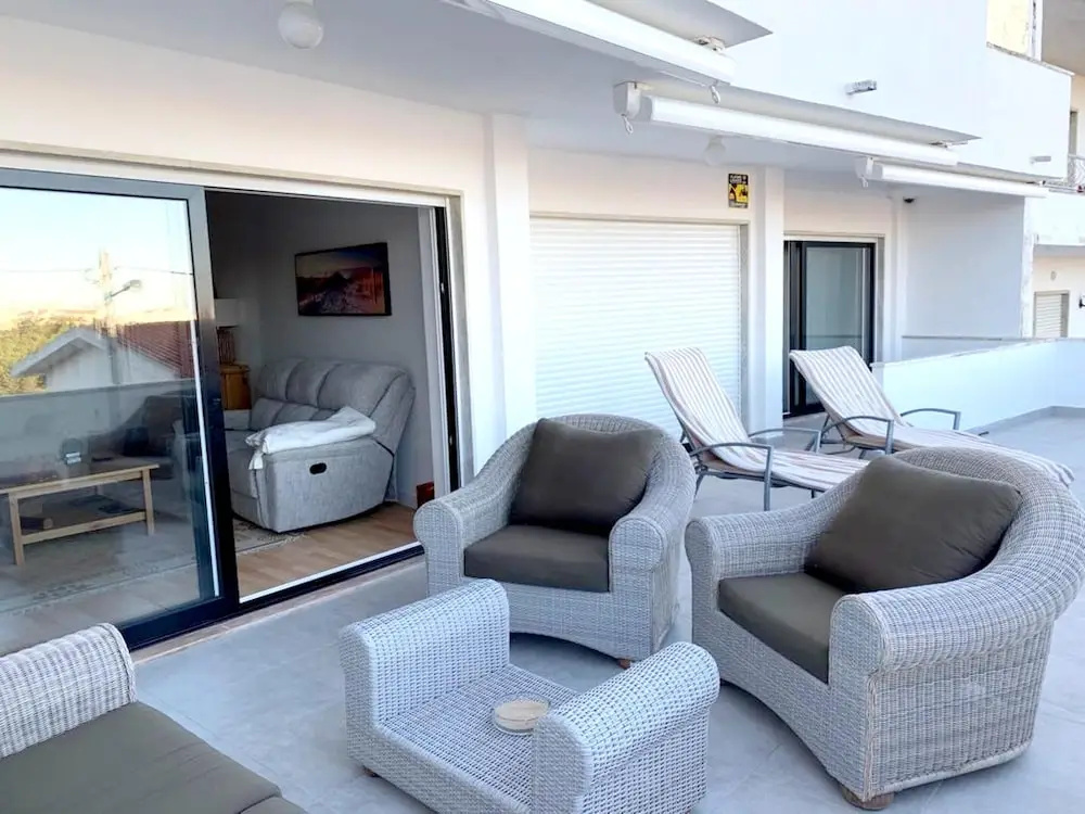 Apartment With 3 Bedrooms in Alcabideche, With Furnished Terrace and Wifi Near the Beach